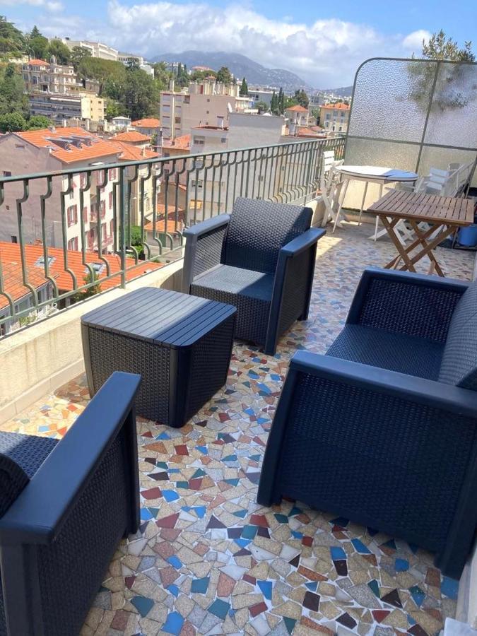 Apartment Studio 26m2 Avec Terrasse 16m2 Nizza
